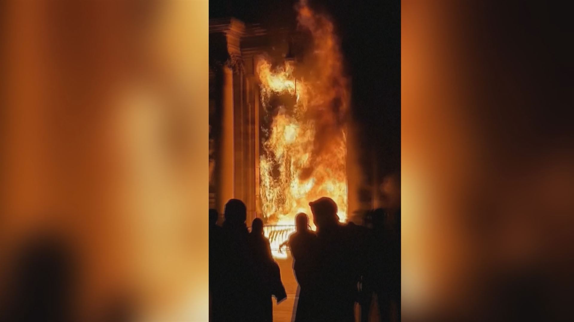 burdeos bordele ayuntamiento udaletxea incendio sutea agentziak