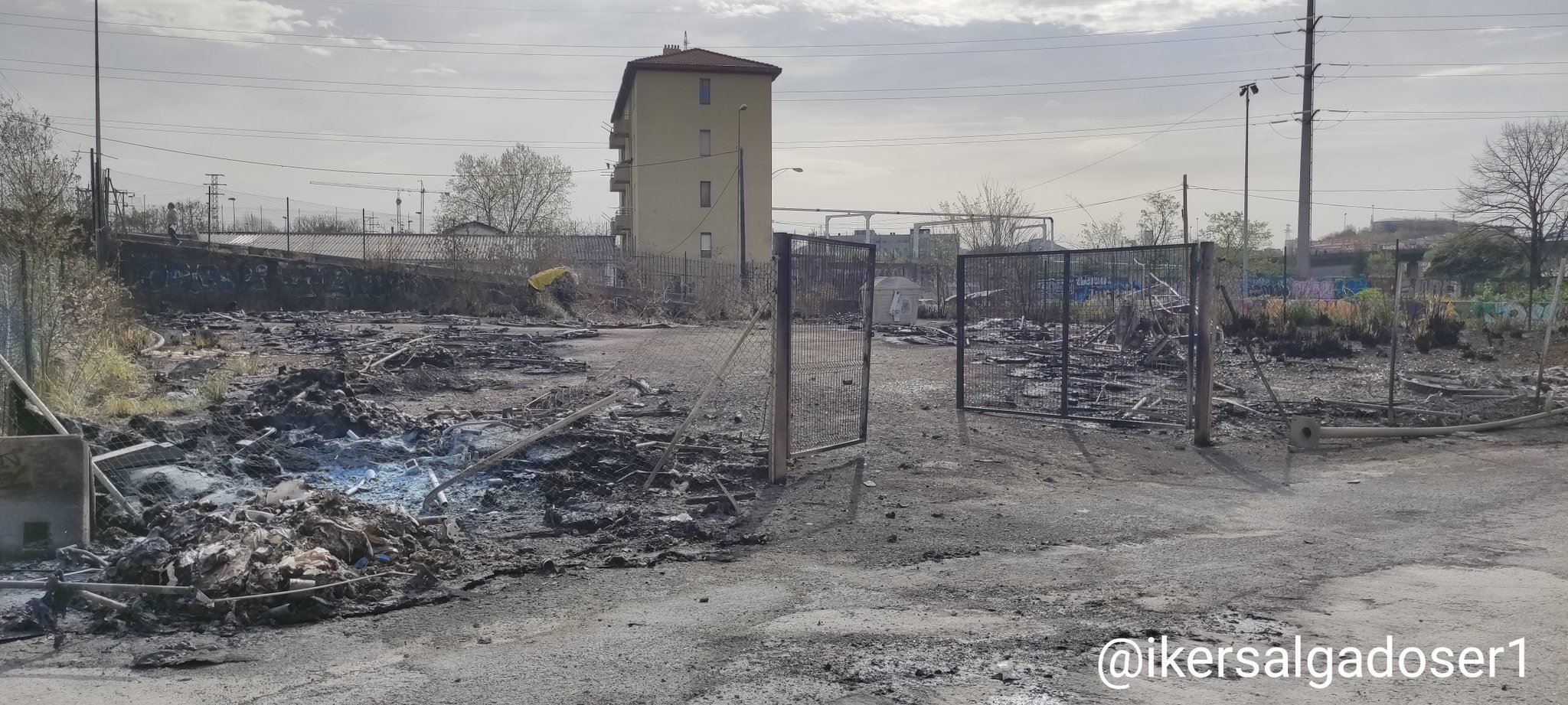 incendio sutea contenedores edukiontziak sestao IKER SALGADO