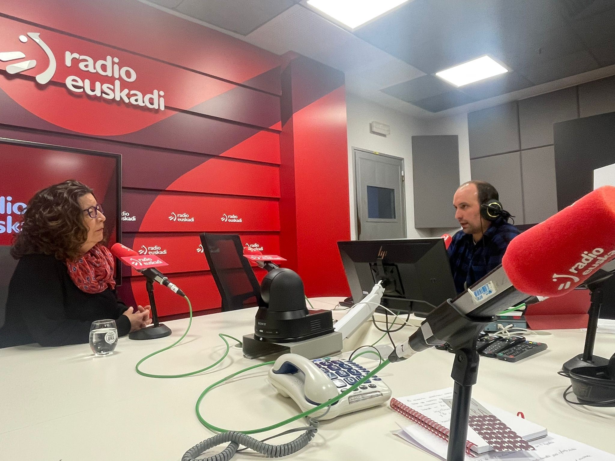 Loli García en Radio Euskadi. Foto: EITB Media