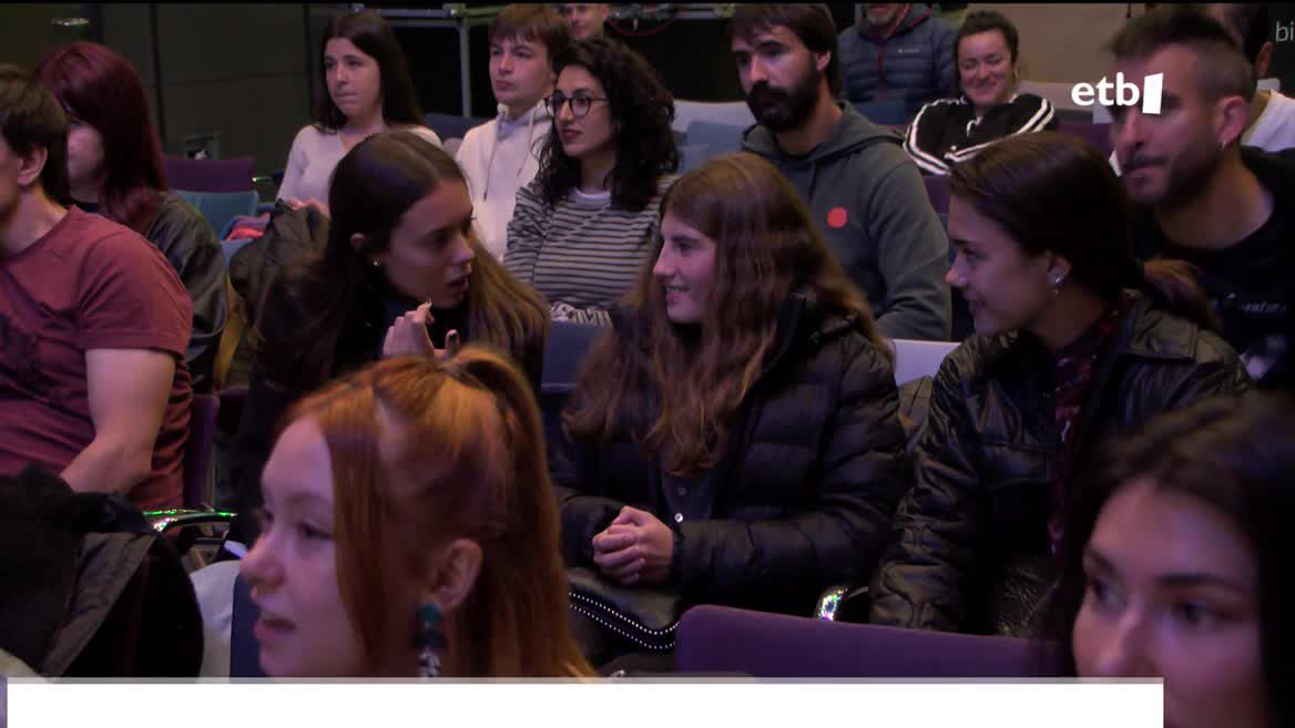 Ekitaldi berezia egin dute podcast egile ezagunekin. “Benetan zabiz” proiektuaren sortzaileak ezagutu ditugu.