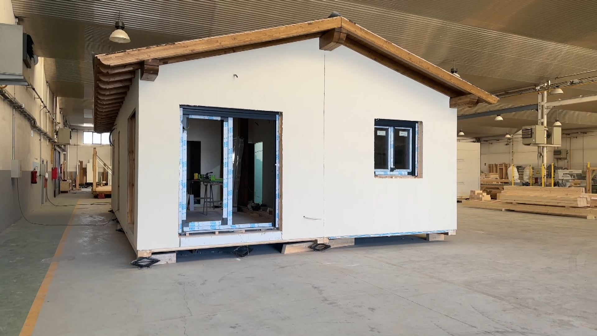 20230420180435_ak-modular-txema_