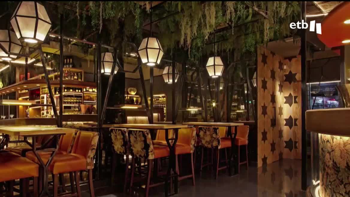 Existen alternativas seguras a las plantas de plástico como las que al parecer han provocado el incendio mortal de Madrid. Hablamos sobre ello con varios expertos.