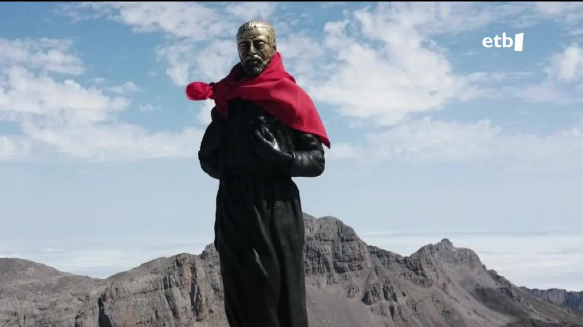 1985ean burua moztu zioten estatuari, eta gaur arte desagertuta egon da. Pertsona ezazagun batek EMMOA fundazioari entregatu dio.