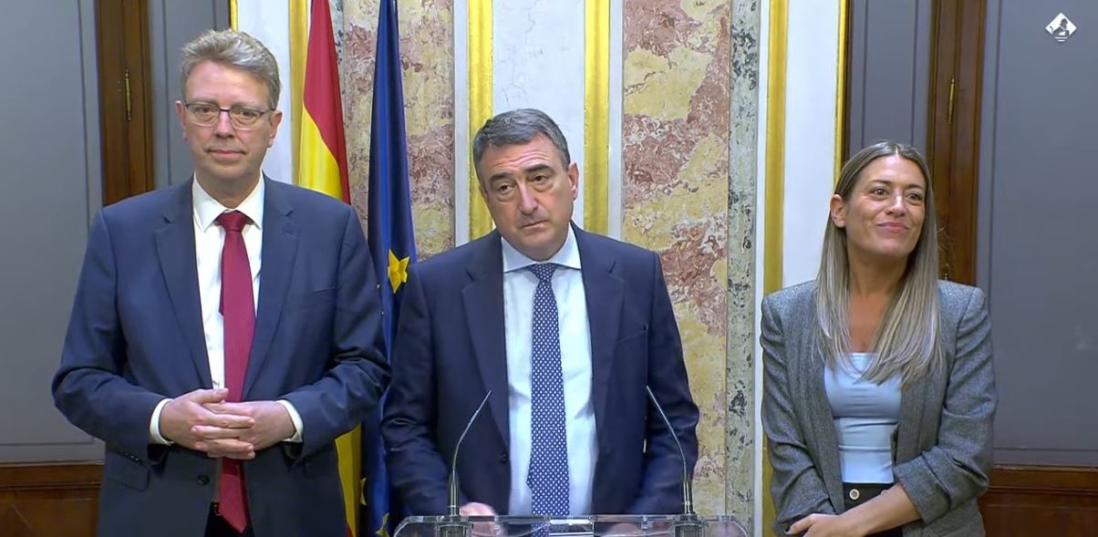 esteban-nogueras-bel-ley-vivienda- señal del Congreso eitb