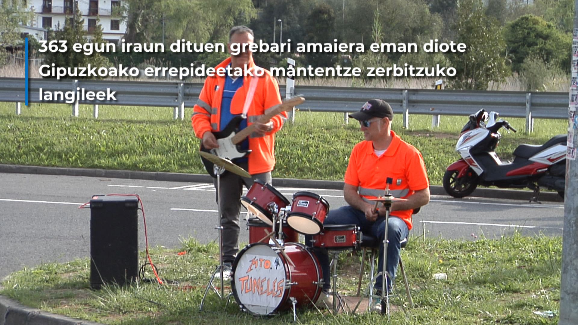 20230428124611_eusgipuzkoakoerrepideetakomantentzezerbitzukolangileenazkenkontzertua_
