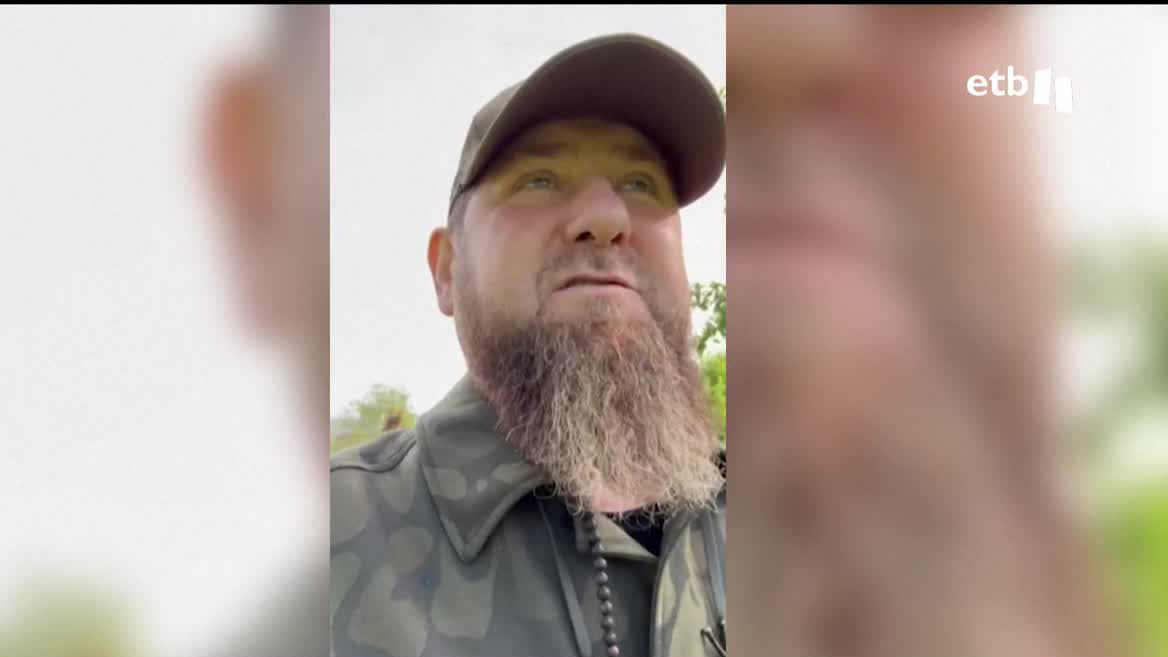 Ramzan Kadiroz, líder Checheno asegura estar preparado para  tomar el relevo en Bajmut a los mercenarios Wagner, que llevan 9 meses intentando tomar la ciudad y van a dejar el frente, por falta de munición y demasiadas bajas.