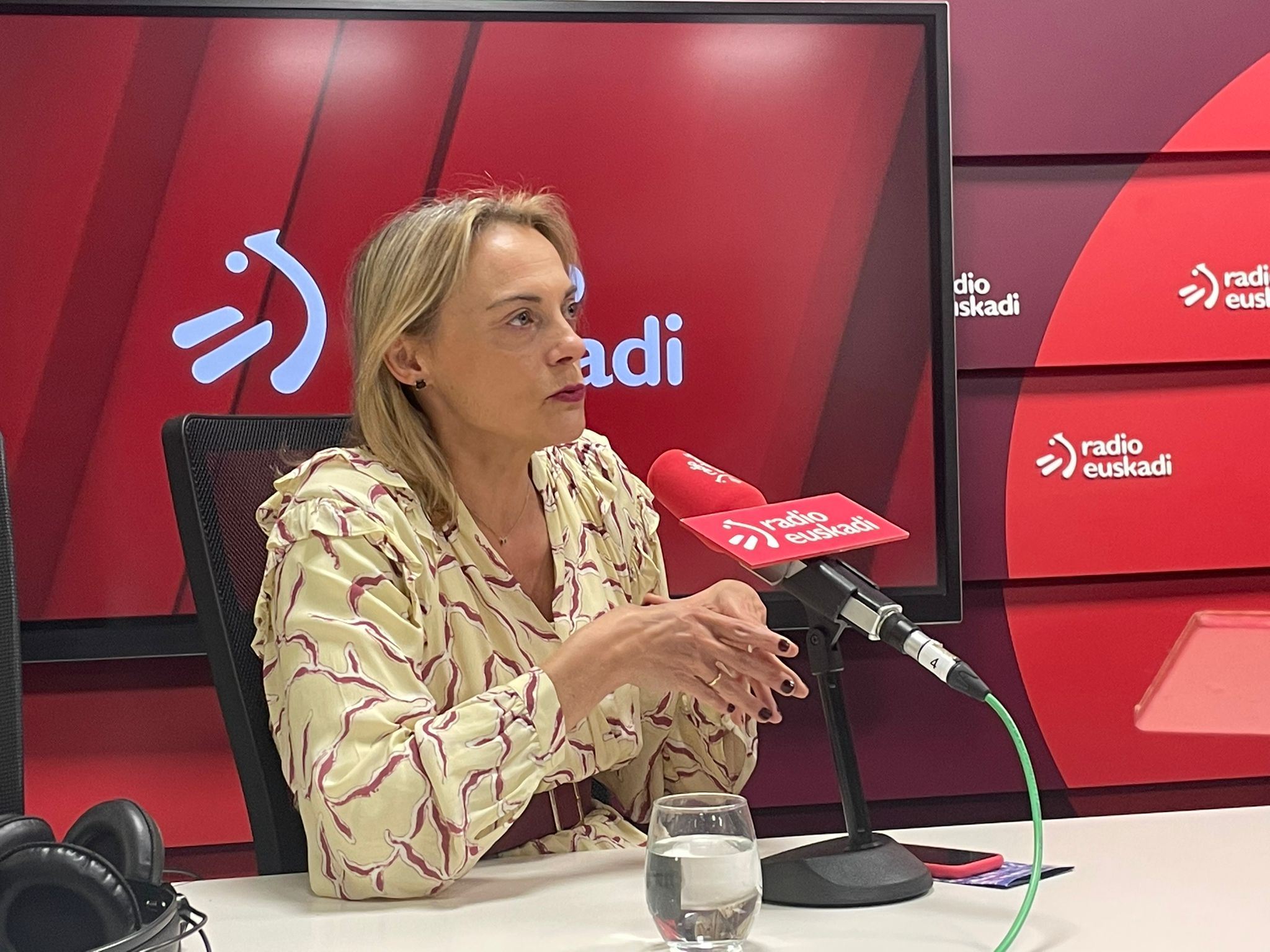 Raquel González (PP), en Radio Euskadi. Foto: EITB Media