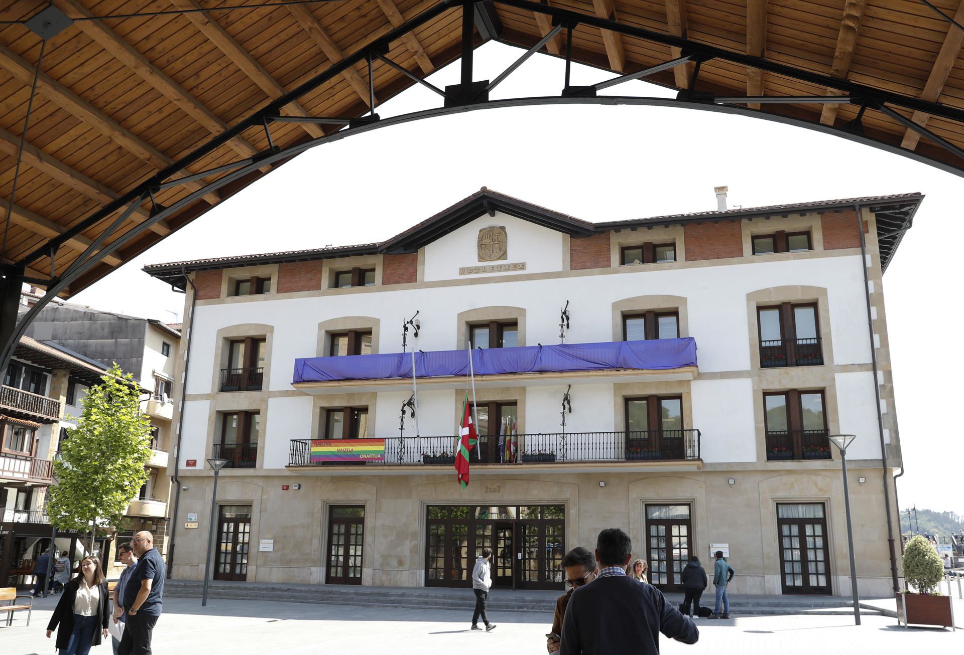 ayuntamiento-orio-crimen-machista luto-efe