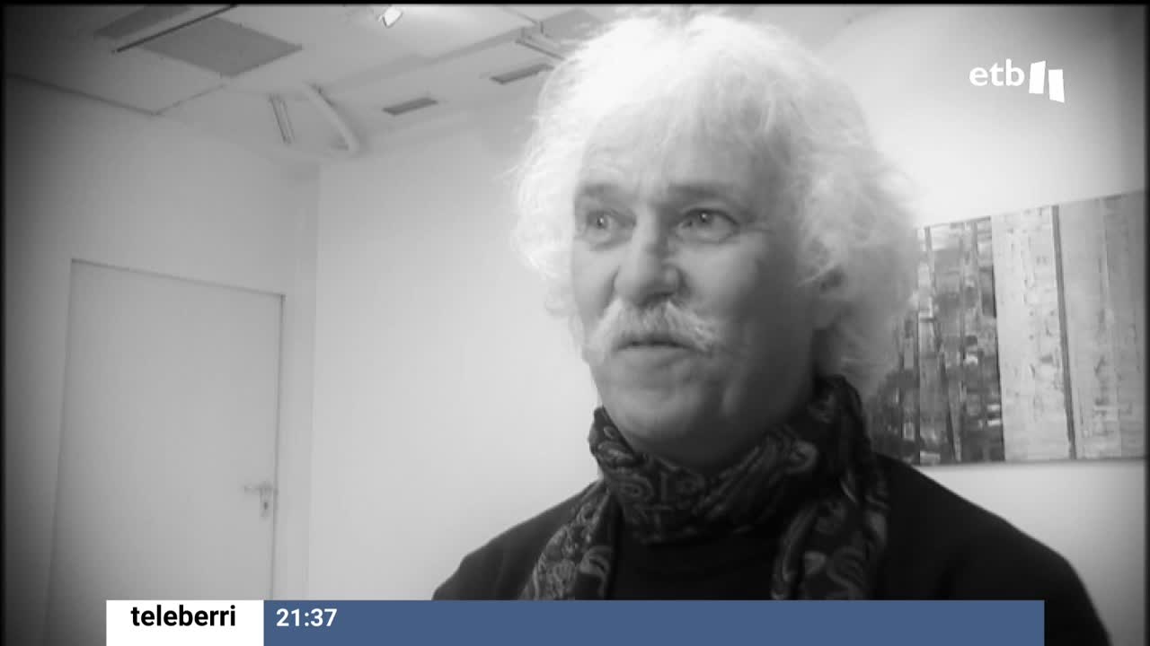 El fallecimiento del autor altzatarra, que compaginó novela, poesía y narraciones infantiles y juveniles, ha conmocionado a autores vascos que tuvieron el privilegio de compartir momentos inolvidables con Irigoien.