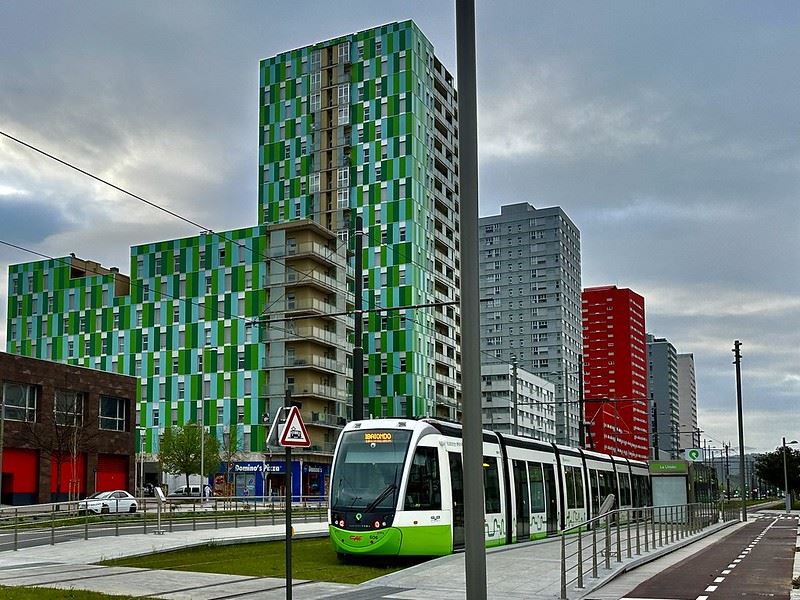 Gasteiz tranvia guillermo agirre