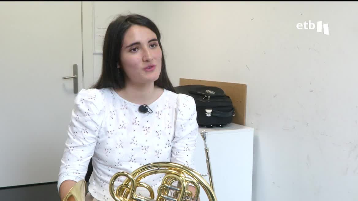 La mayoría de las nuevas incorporaciones, el 70%, son mujeres. Para los y las menores de 25 años esta es una oportunidad única para tener su primera experiencia profesional en una orquesta. La gira comenzará en julio.