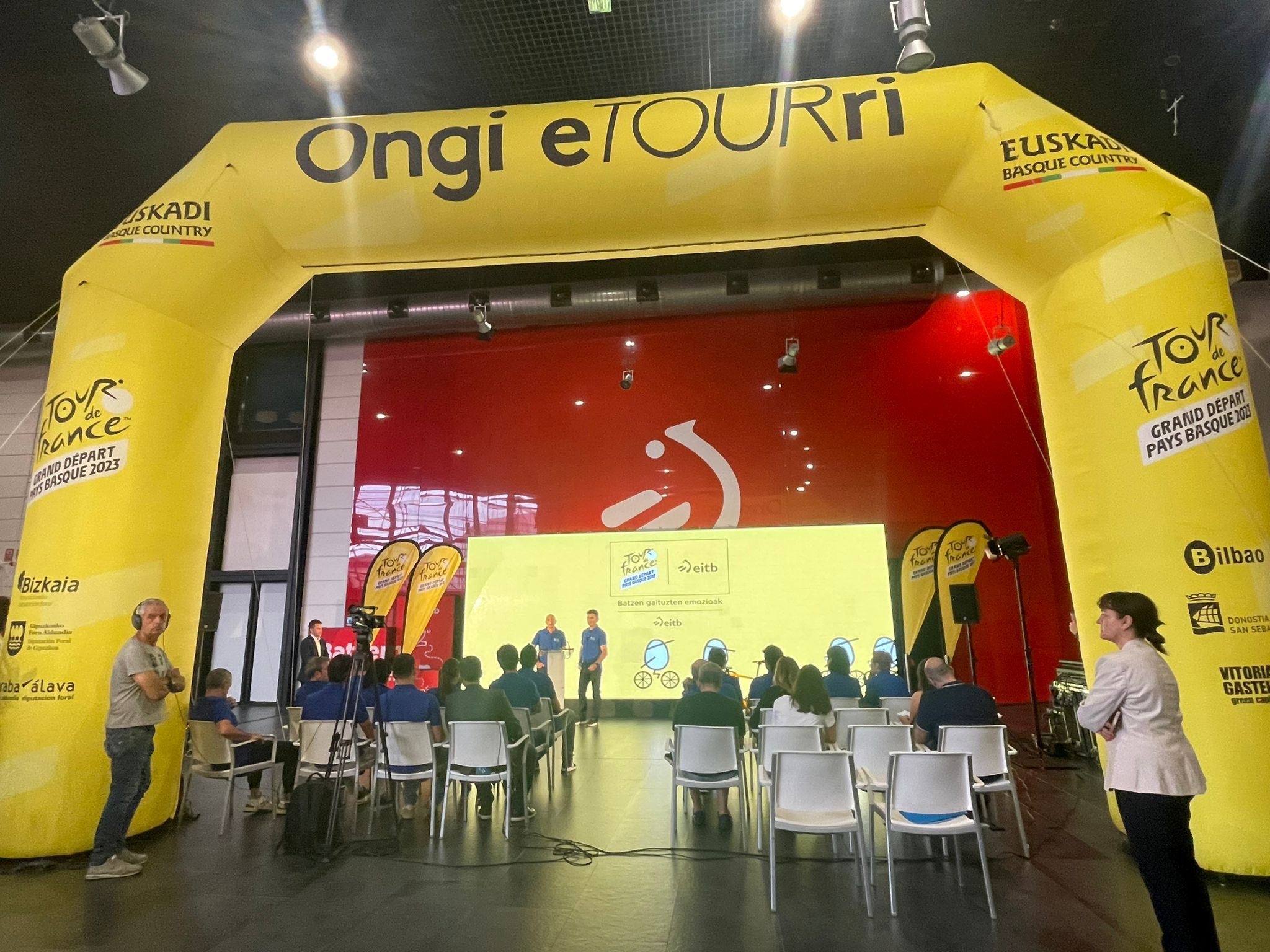 Presentación en EITB