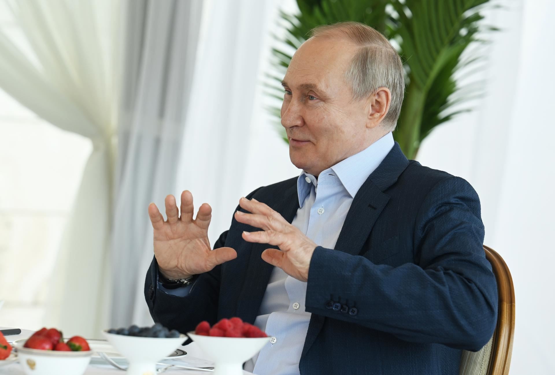 PUTIN