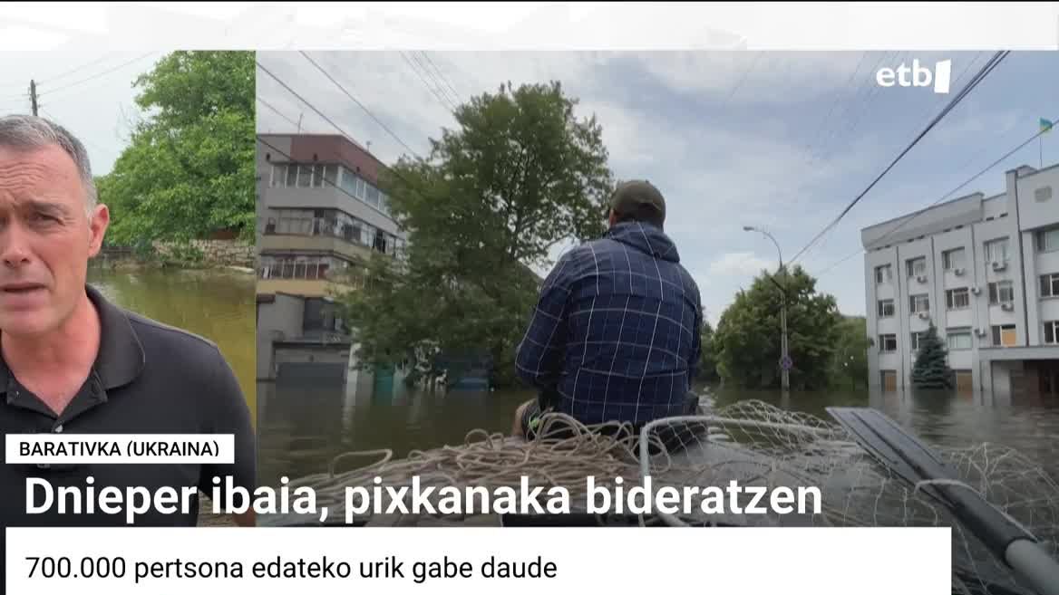 Ukrainan, duela egun batzuk Nova Kayofkako presa suntsitu zutenetik, hainbat pertsona hil dira eta milaka euren etxeetatik atera behar izan dituzte sortutako uholdeengatik, urak kaleak eta etxeak hartu zituelako. Gaur albistea da ur maila hasi dela pixkanaka jaisten.