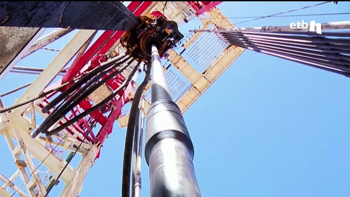 El proyecto tiene objetivos científicos y se espera superar la profundidad de 10 000 metros. Servirá para identificar recursos minerales y ayudar a evaluar riesgos ambientales como terremotos y erupciones volcánicas.