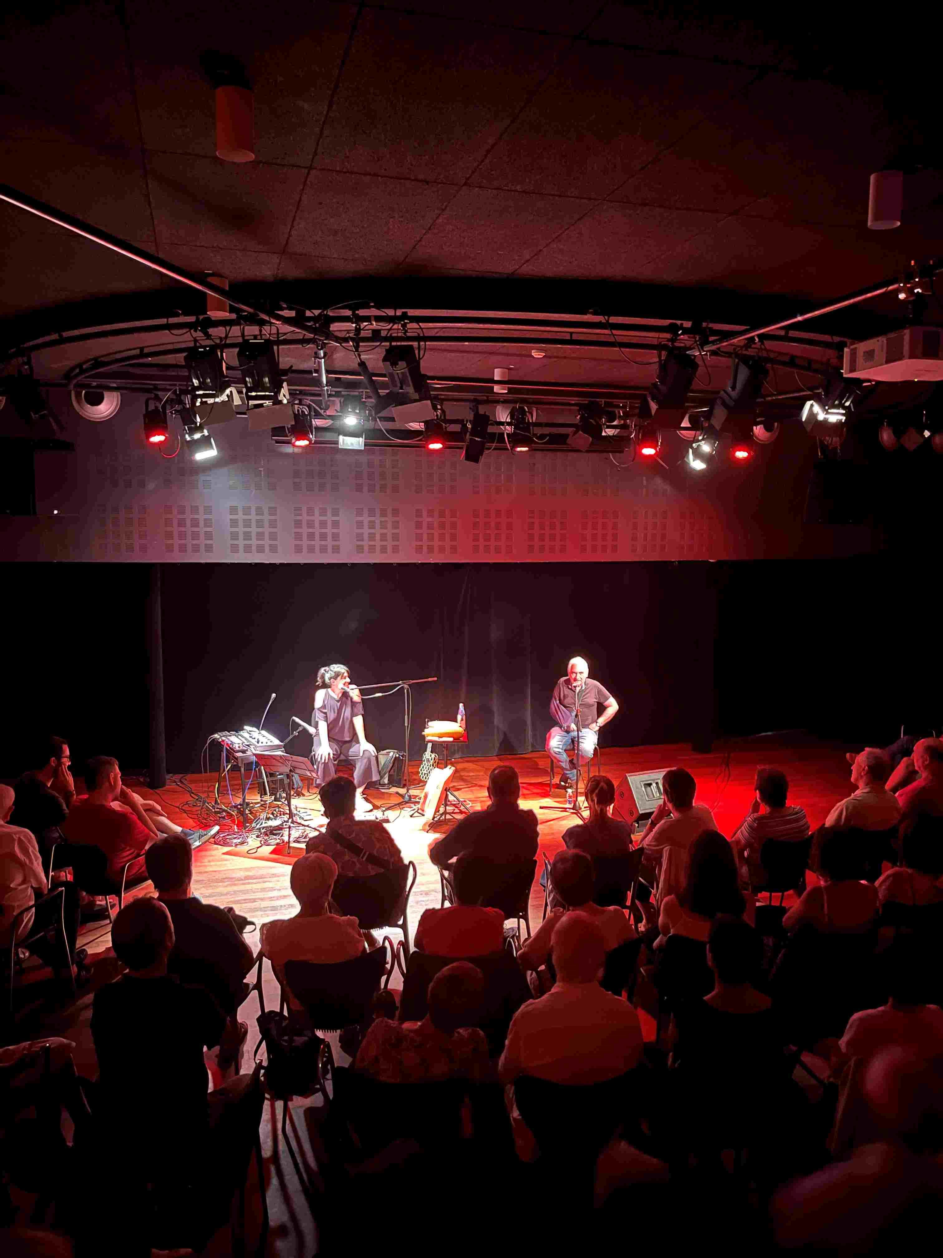 Ines Osinaga eta Joseba Sarrionandia