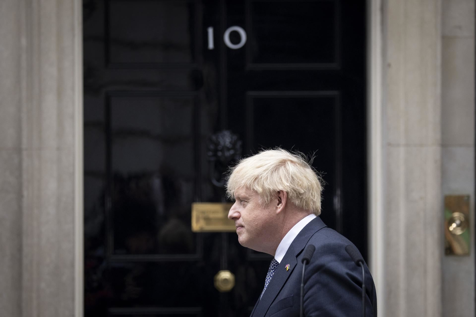 boris-johnson-downing-street-efe