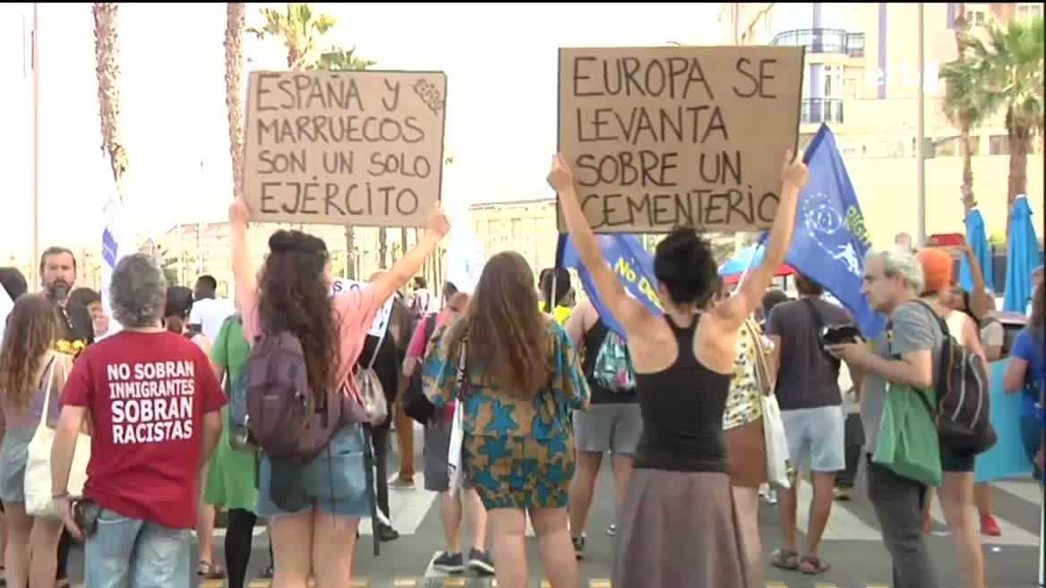 Urtebete beranduago, Melillako hesian, ia 40 lagunen sarraskia gogoratu eta salatzeko manifestazioa izan da larunbat honetan.