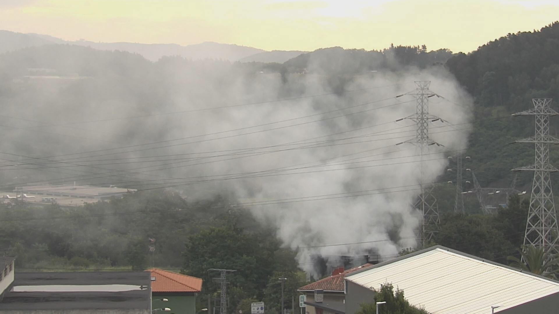20230705092212_basaur-incendio-subestacion-electrica-eitb_
