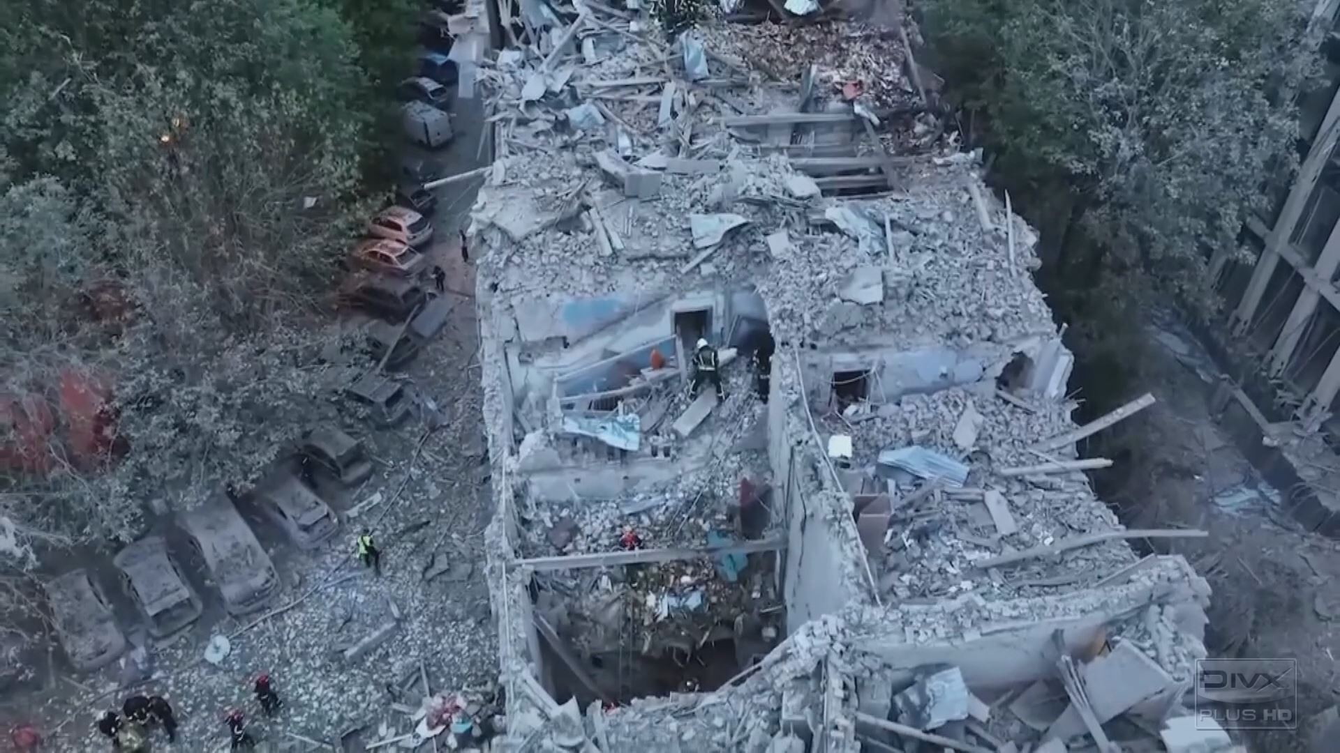 20230706103458_uno-de-edificios-destruidos-en-leopolis-tras-ataque-ruso_