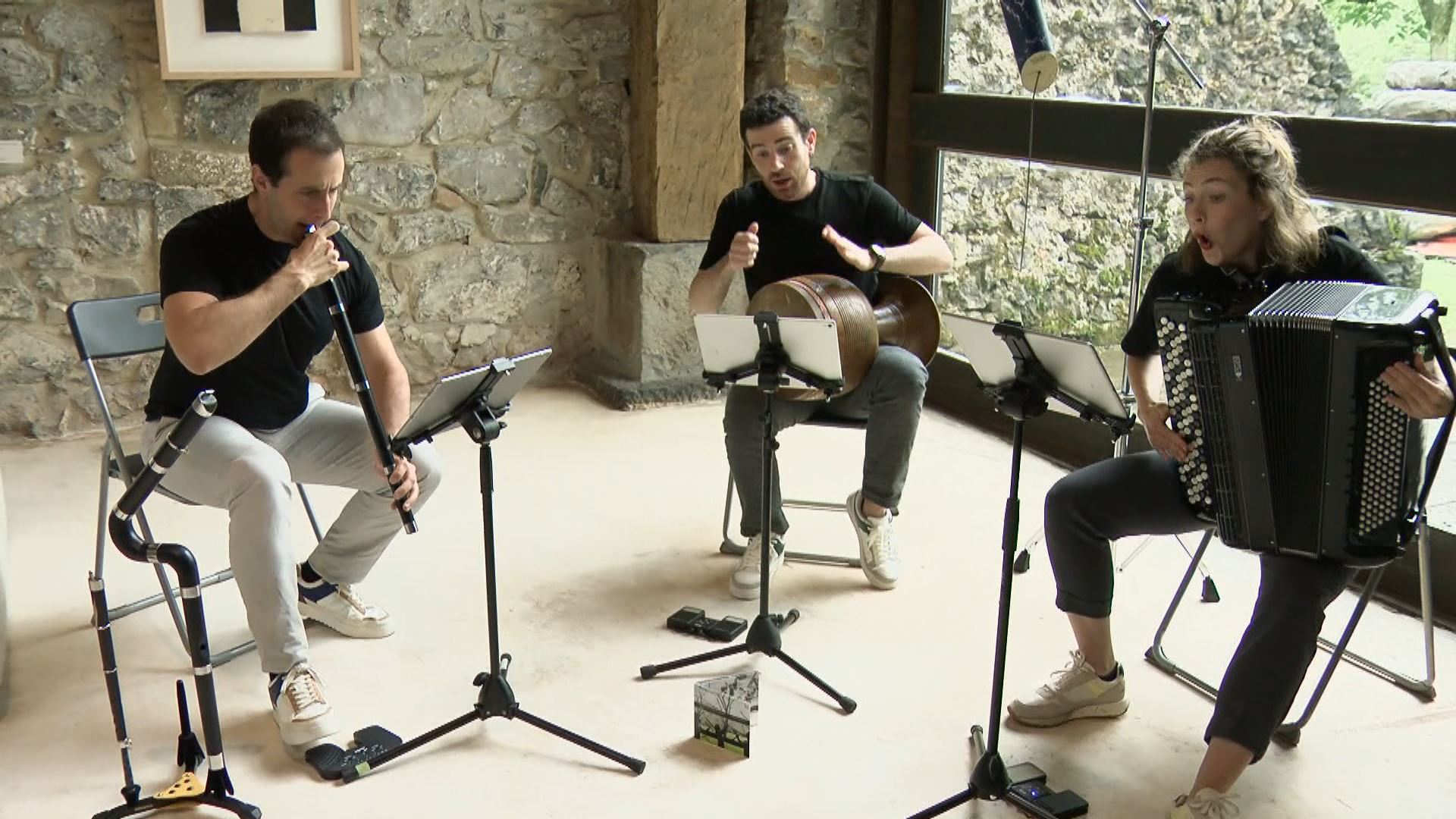 20230713154914_trio-zukan_