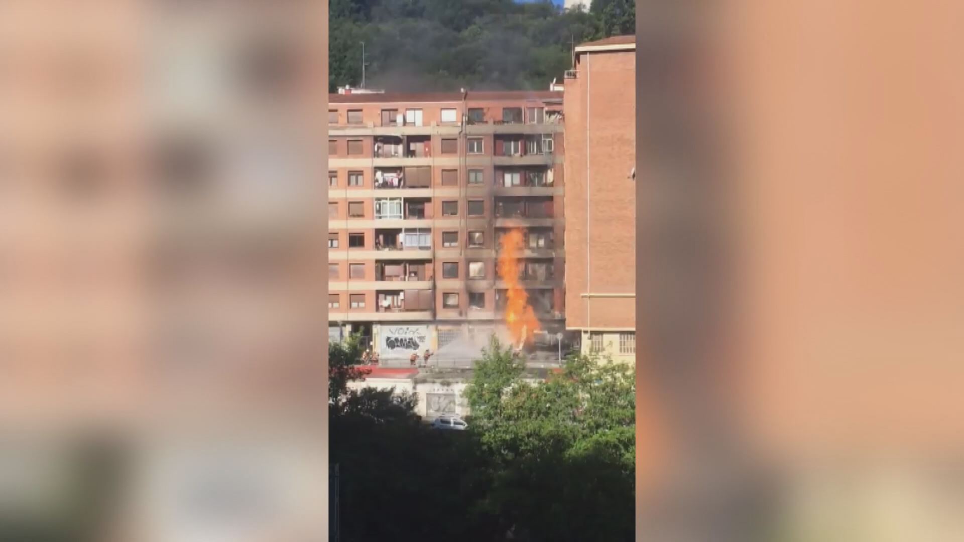 20230714111915_escape-de-gas-bilbao-zamakola-iturria-bomberos-bilbao_