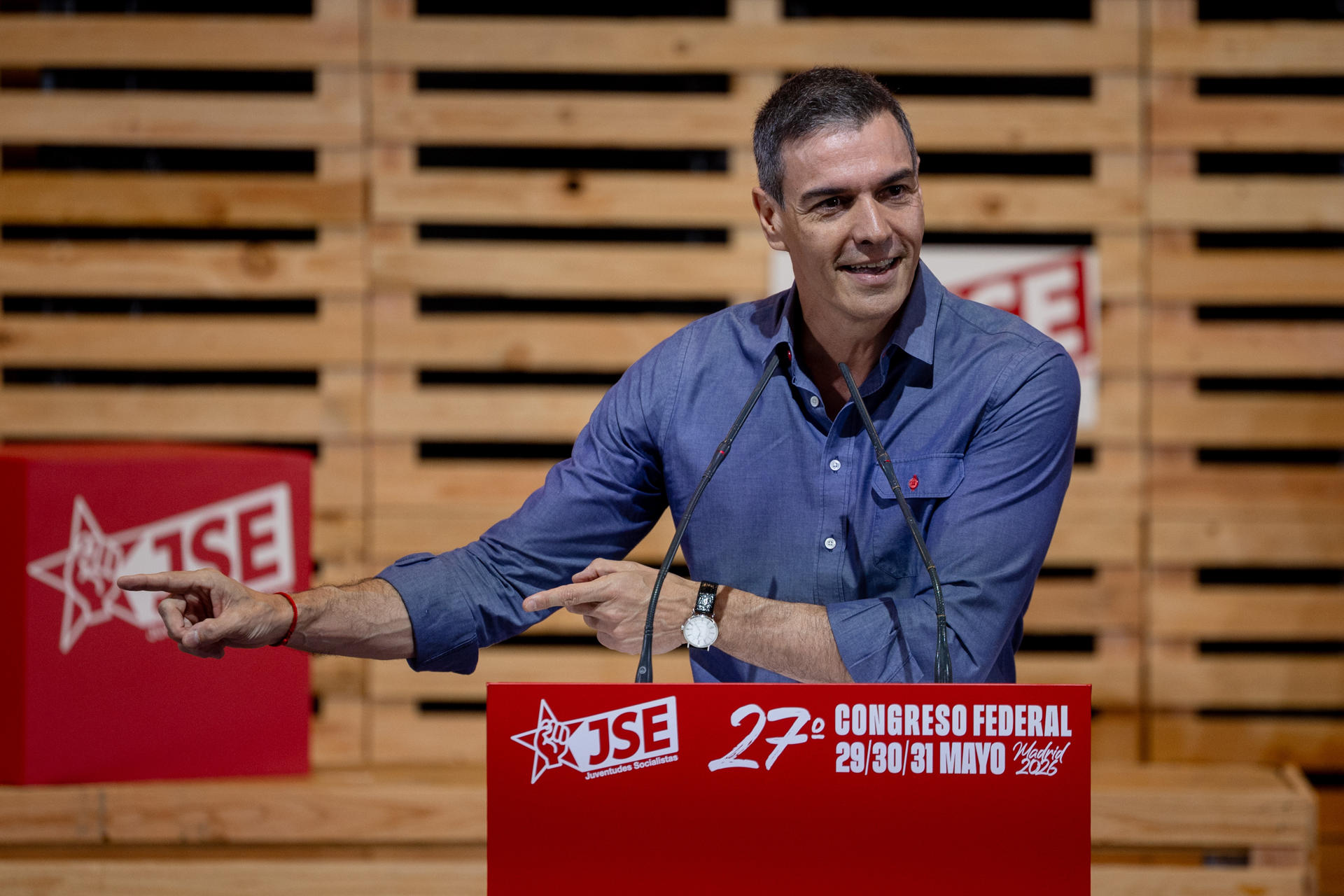 MADRID, 31/05/2026.- El presidente del Gobierno y secretario general del PSOE, Pedro Sánchez, durante su participación en la clausura del 27ª Congreso de JSE, este domingo en Madrid. EFE/Daniel González
