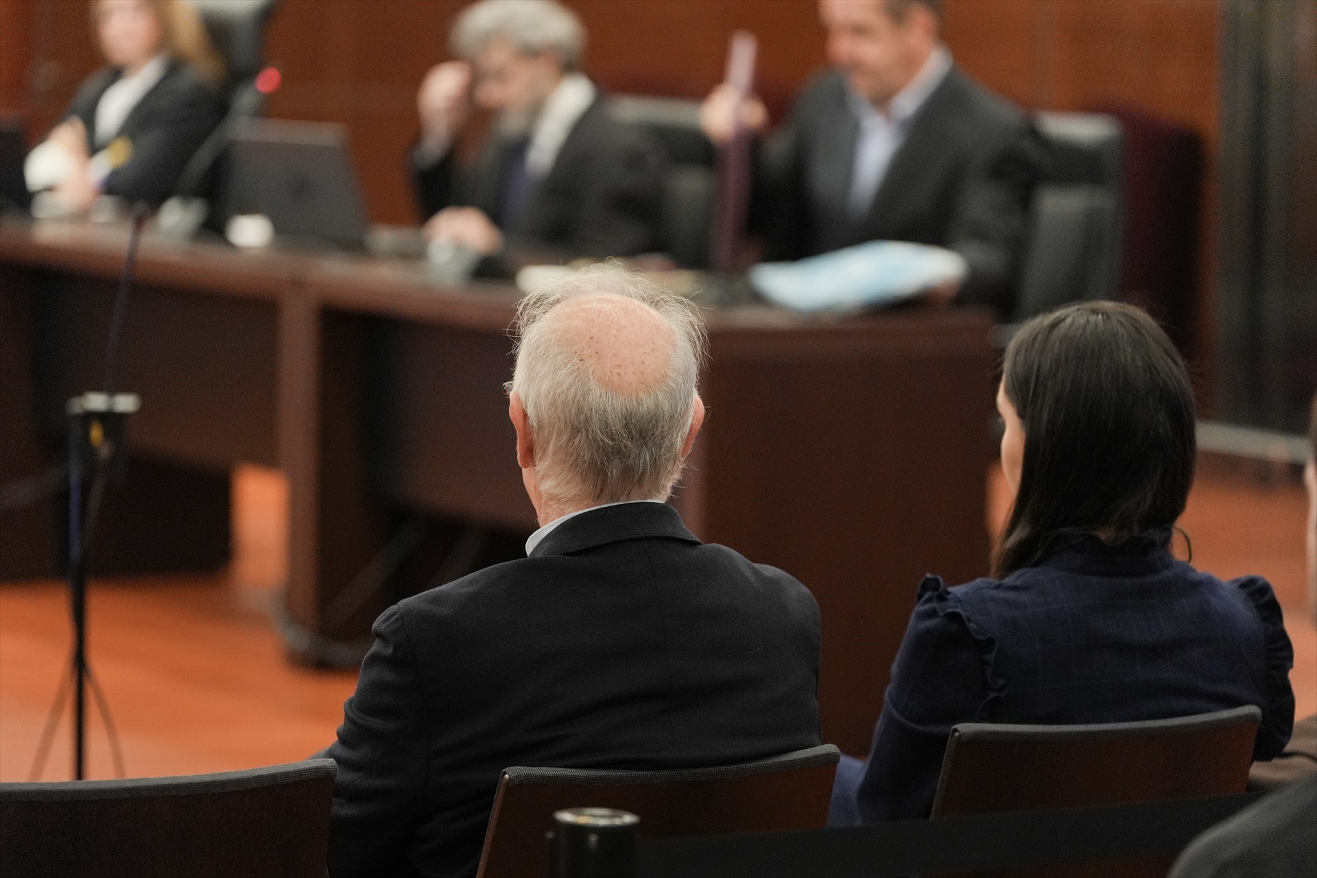 Acusados durante el juicio en la Audiencia Provincial de Araba-Álava , a 20 de octubre de 2026, en Vitoria-Gasteiz, Álava, País Vasco (España). Hoy ha comenzado el juicio por la supuesta filtración de exámenes en la prueba de cirugía plástica de la OPE de Osakidetza 2016-2017.



Iñaki Berasaluce / Europa Press

20/10/2026
