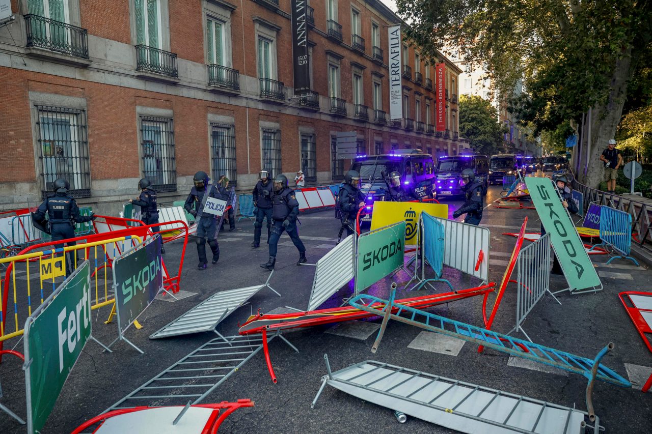 Protestas en la última etapa